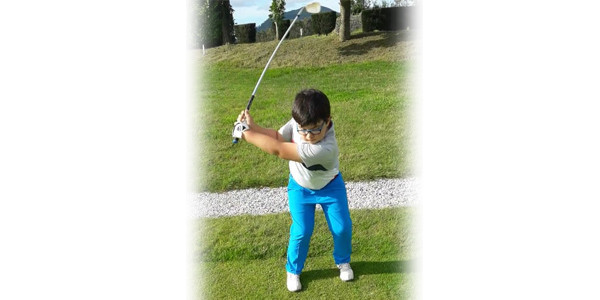 Amets Olasagasti en el torneo estatal de golf