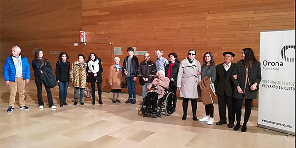 Residentes de Matia y voluntarios de Bachillerato